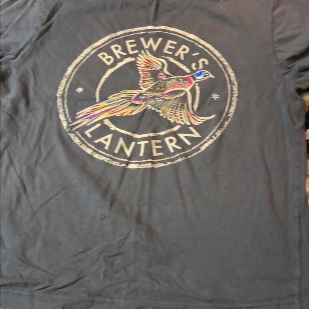 Brewer’s Lantern boys size youth med tee